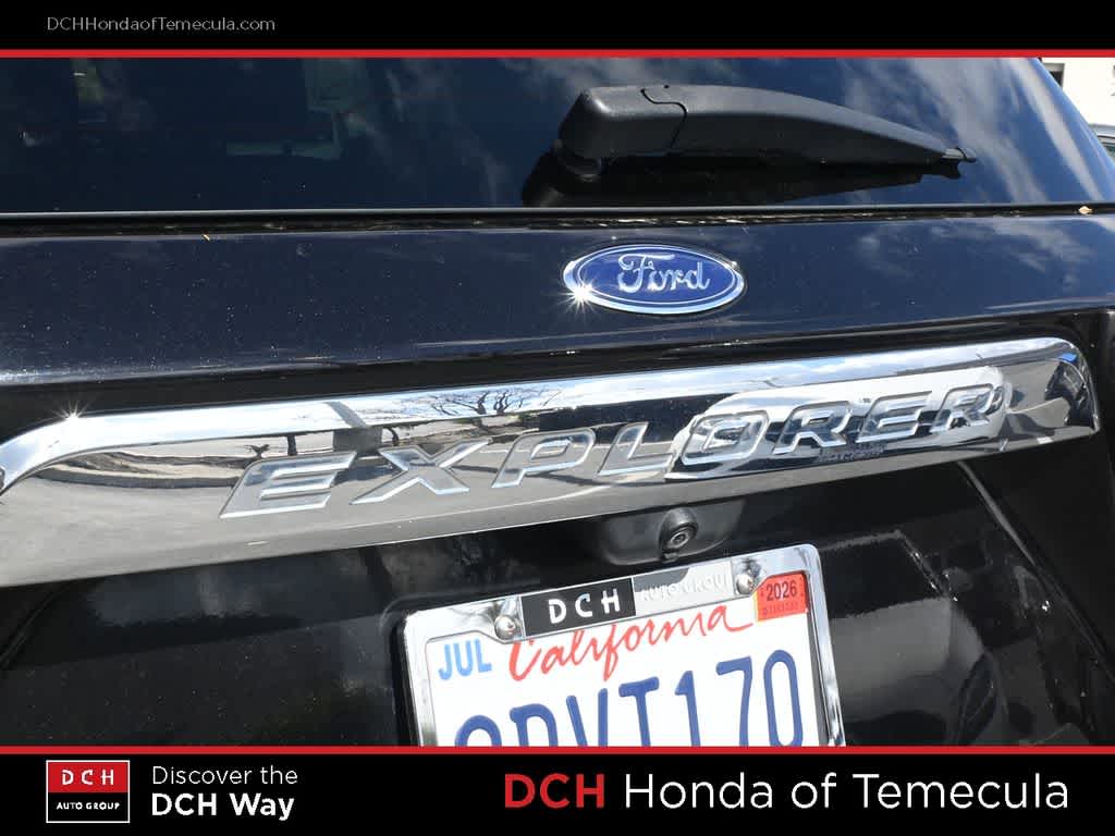 Thumbnail: 2022 Ford Explorer - 7