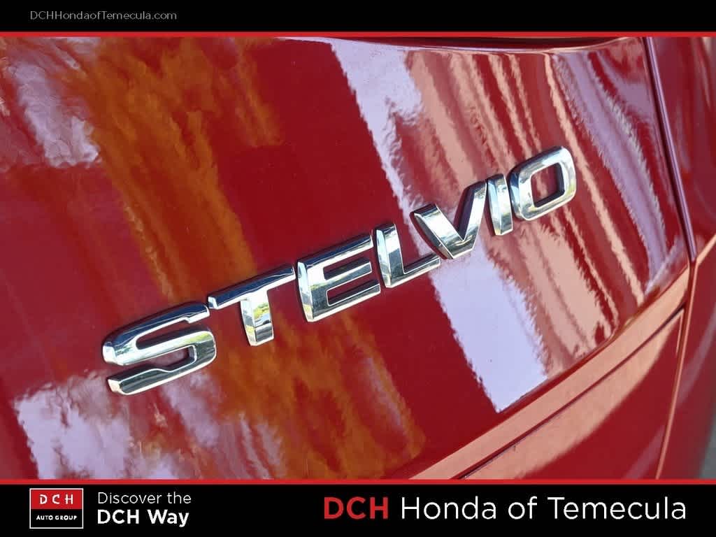Thumbnail: 2023 Alfa Romeo Stelvio - 7