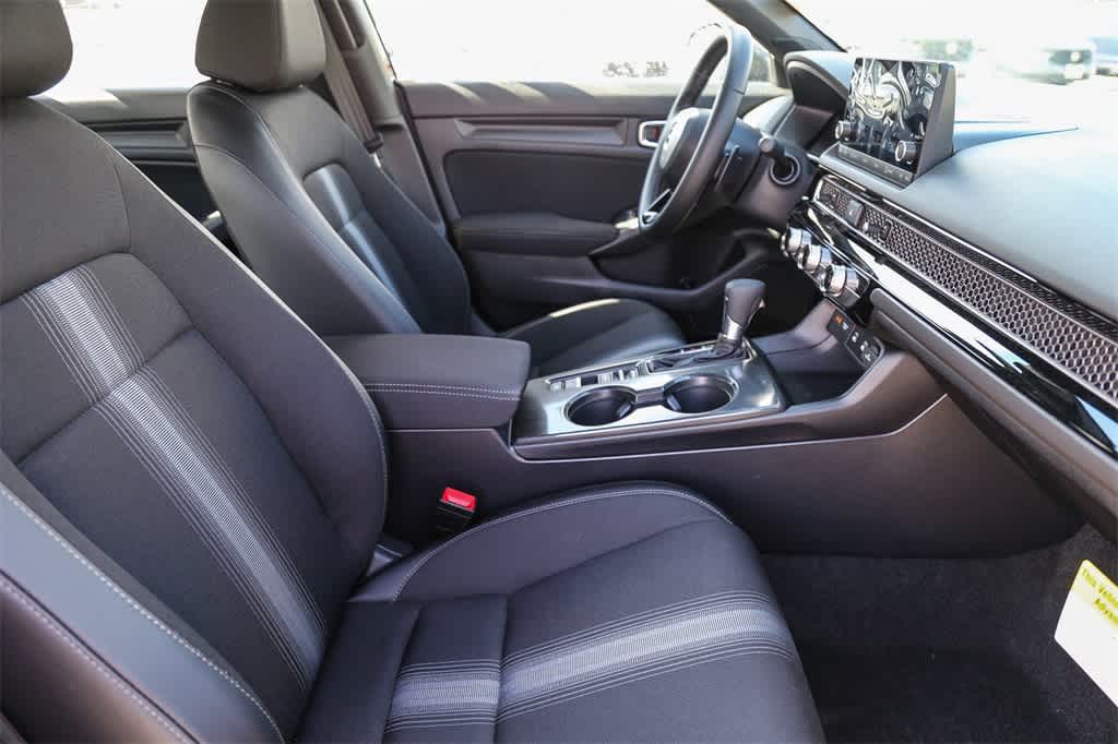 2025 Honda Civic Sport 16