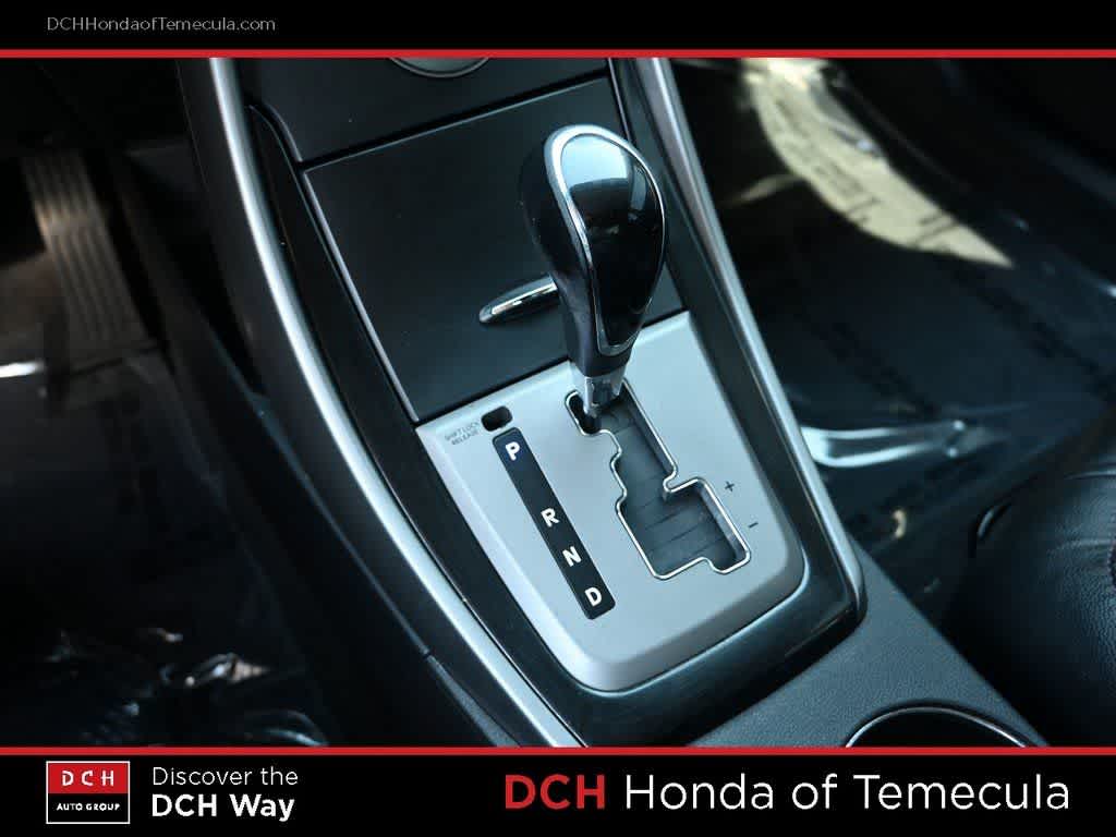 Thumbnail: 2013 Hyundai Elantra - 11