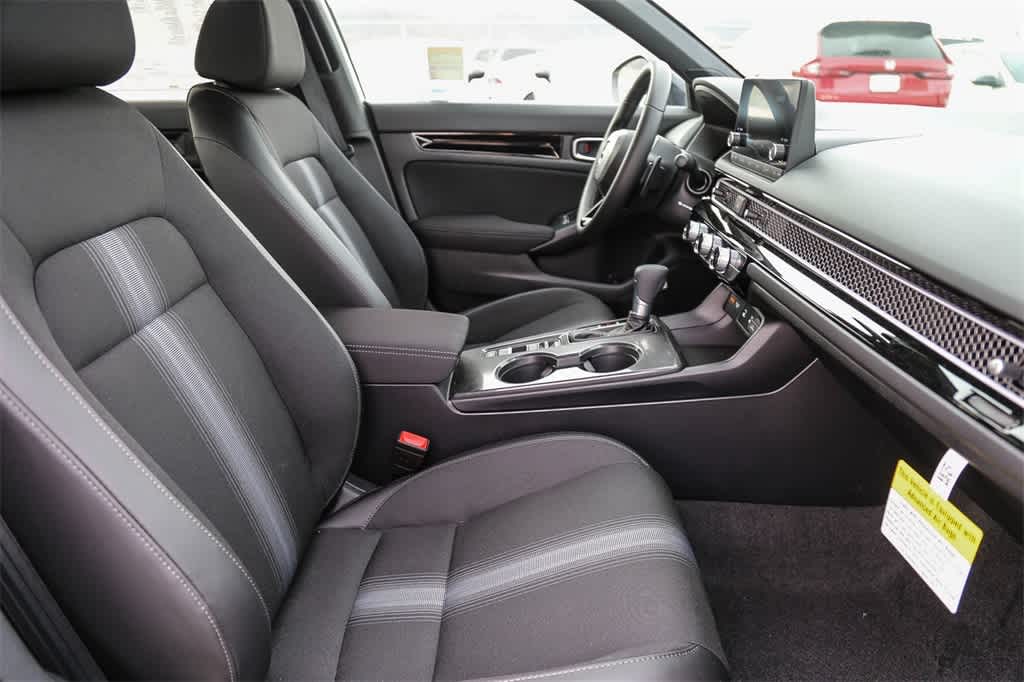 2025 Honda Civic Sport 17