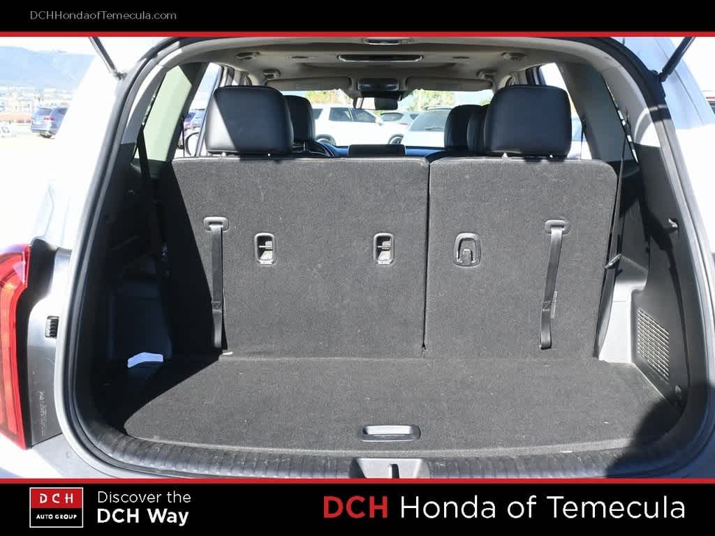 Thumbnail: 2022 Kia Telluride - 22