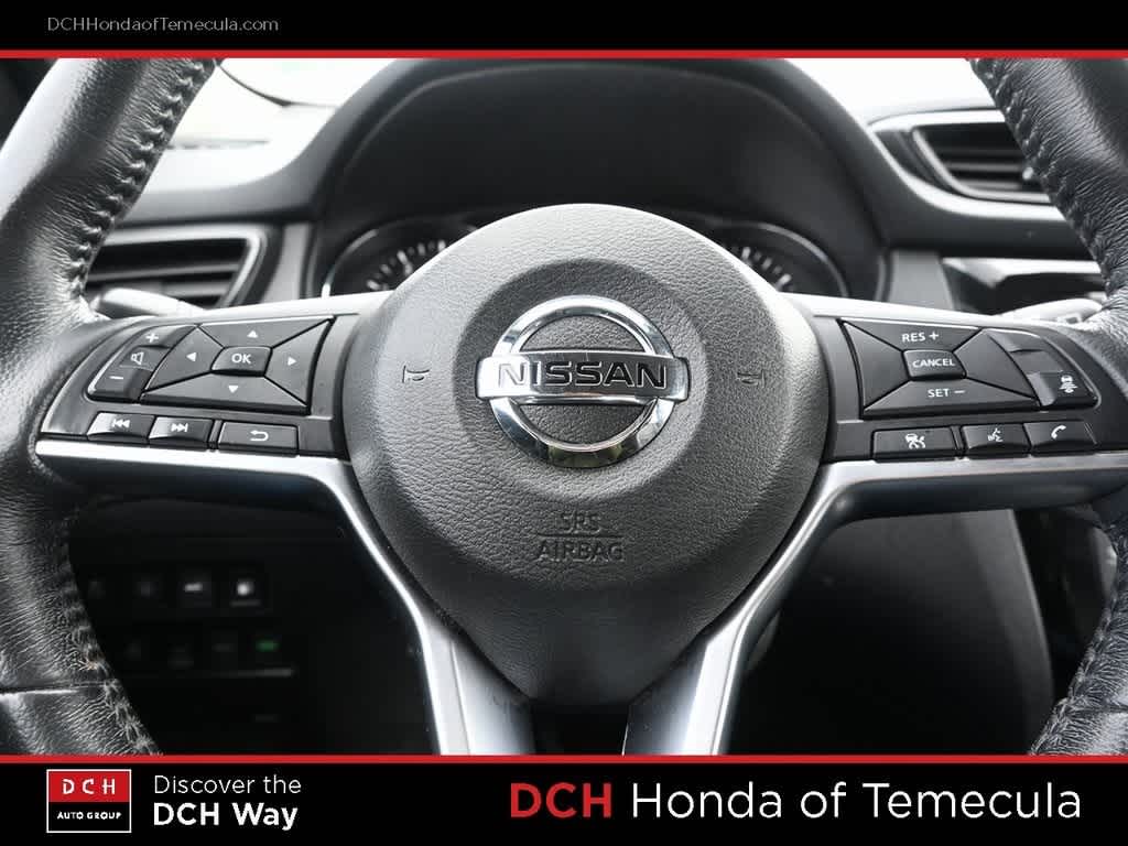 Thumbnail: 2018 Nissan Rogue - 9