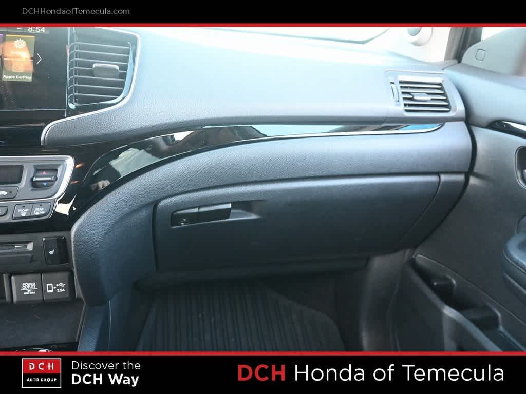 Thumbnail: 2019 Honda Pilot - 13