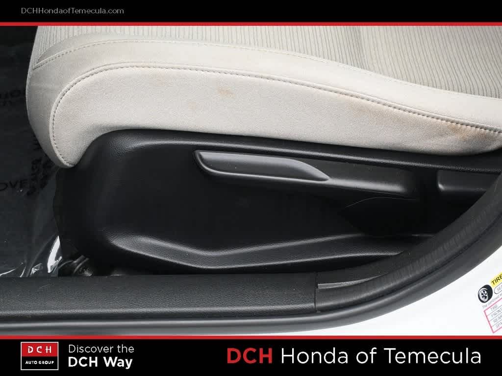 Thumbnail: 2022 Honda Insight - 16