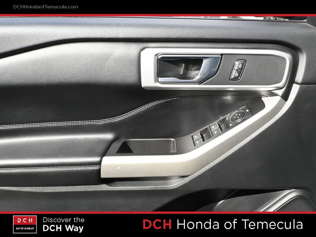 Thumbnail: 2022 Ford Explorer - 16