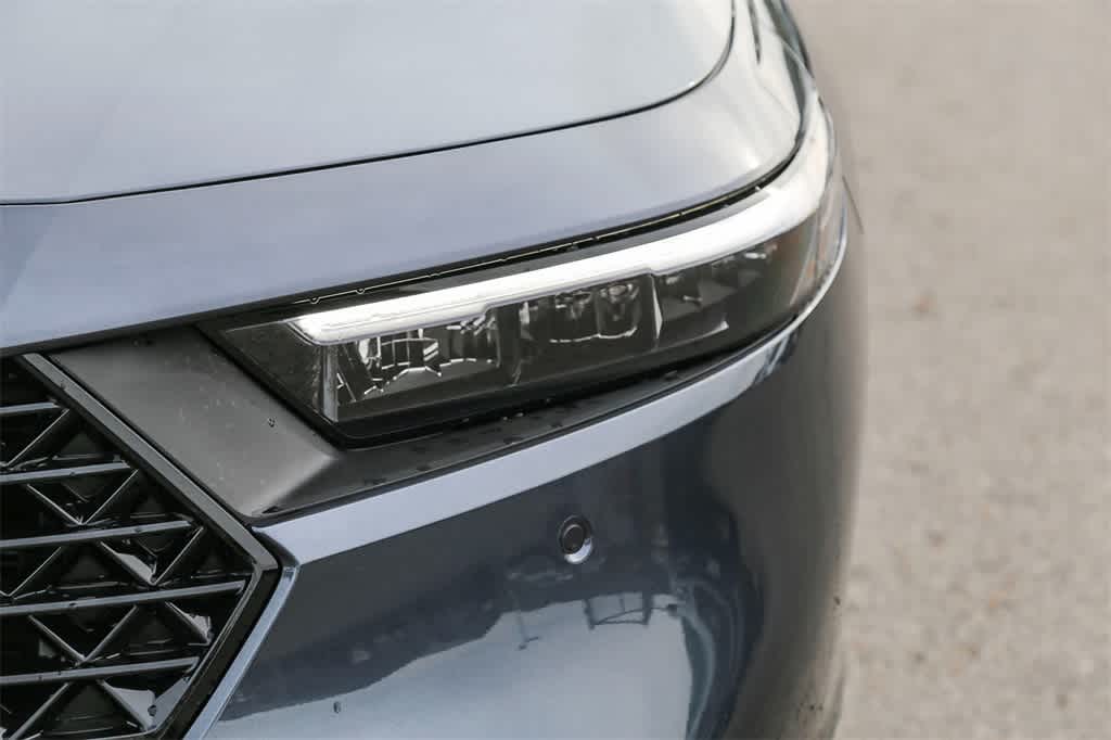 2025 Honda Accord Touring 11