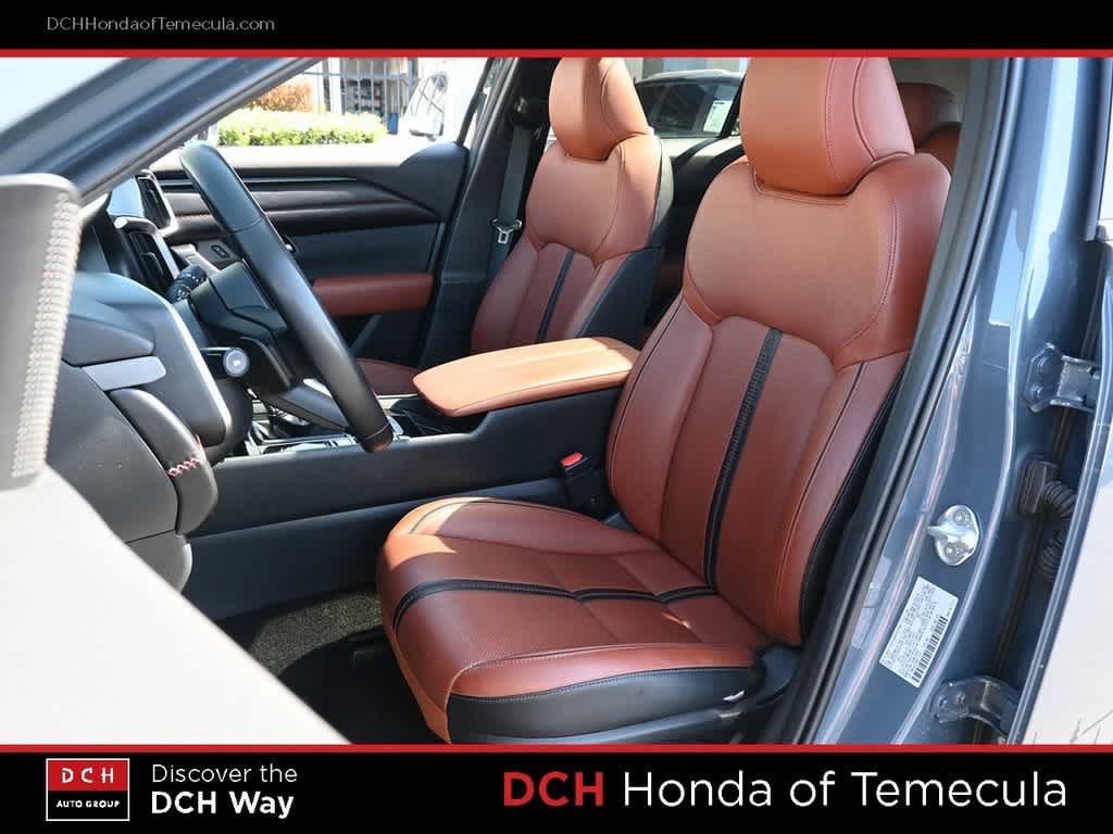 Thumbnail: 2023 Mazda CX-50 - 18