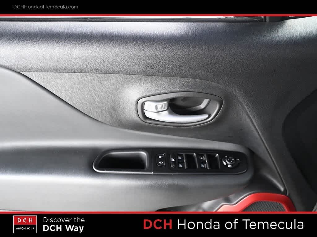 Thumbnail: 2023 Jeep Renegade - 16