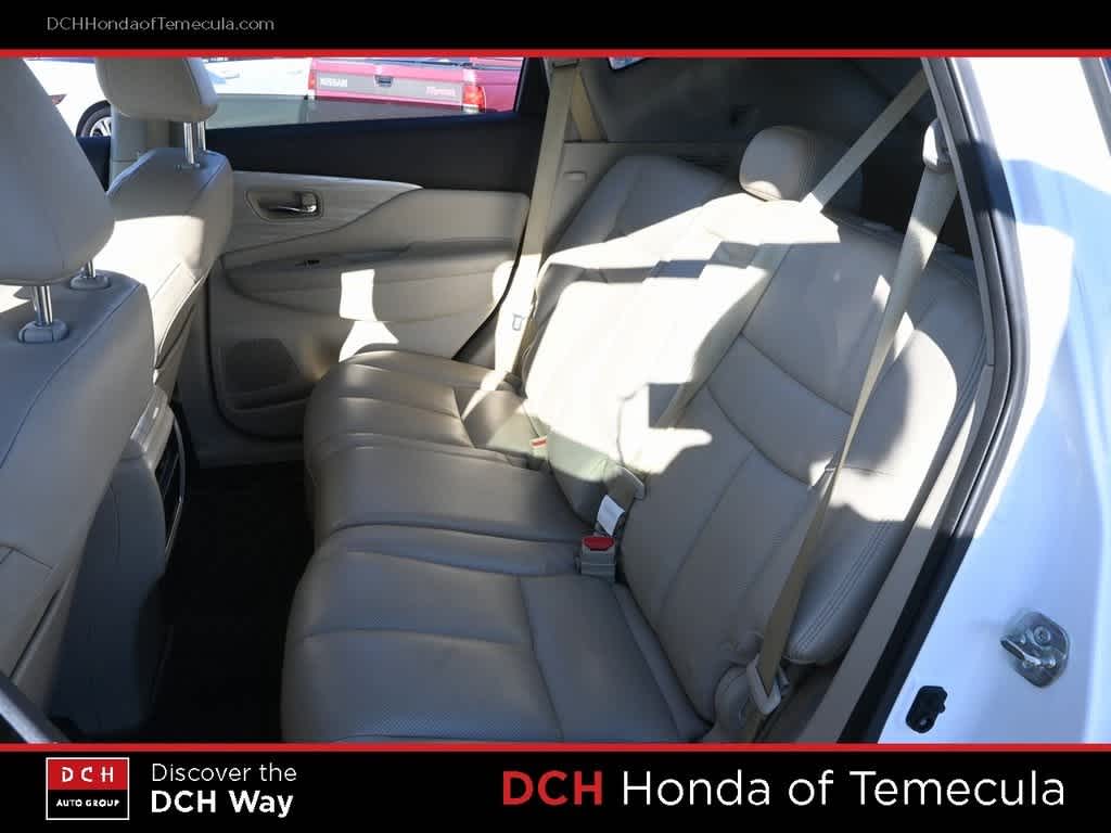 Thumbnail: 2018 Nissan Murano - 18