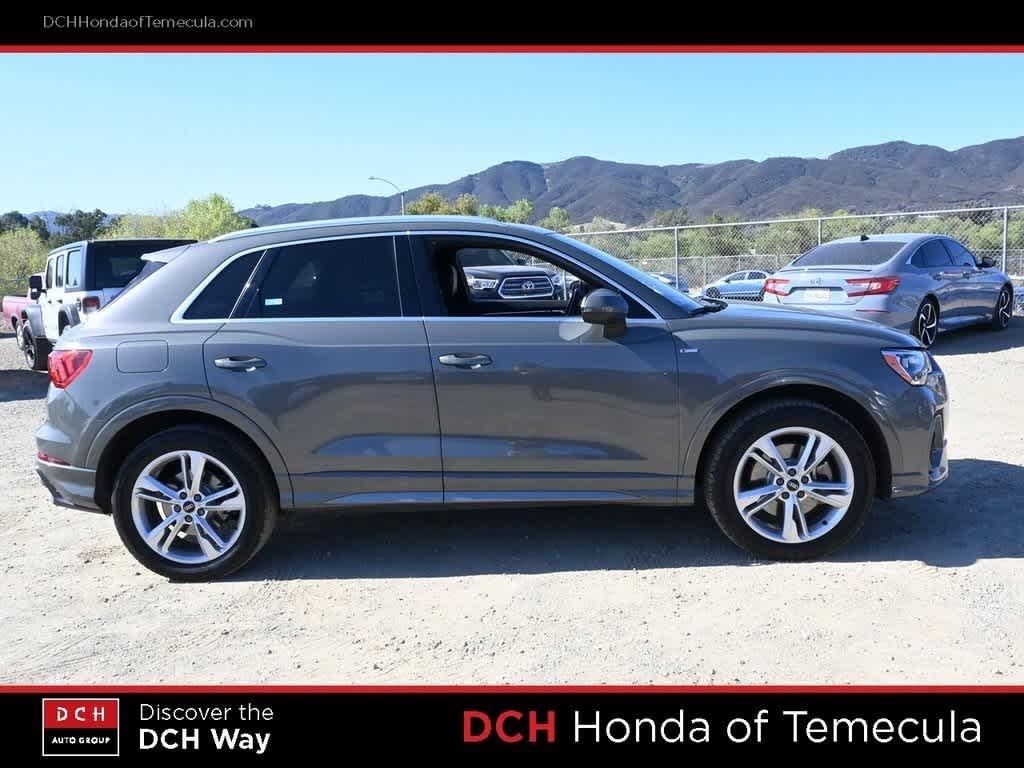 Thumbnail: 2021 Audi Q3 - 5
