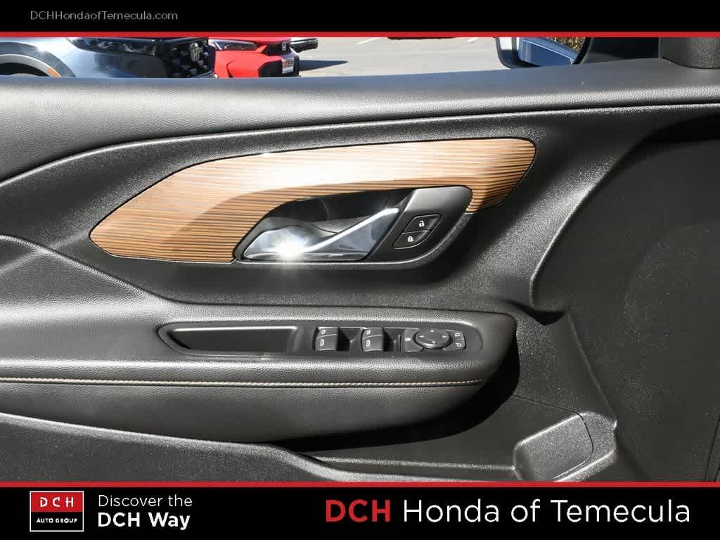 Thumbnail: 2020 GMC Terrain - 17