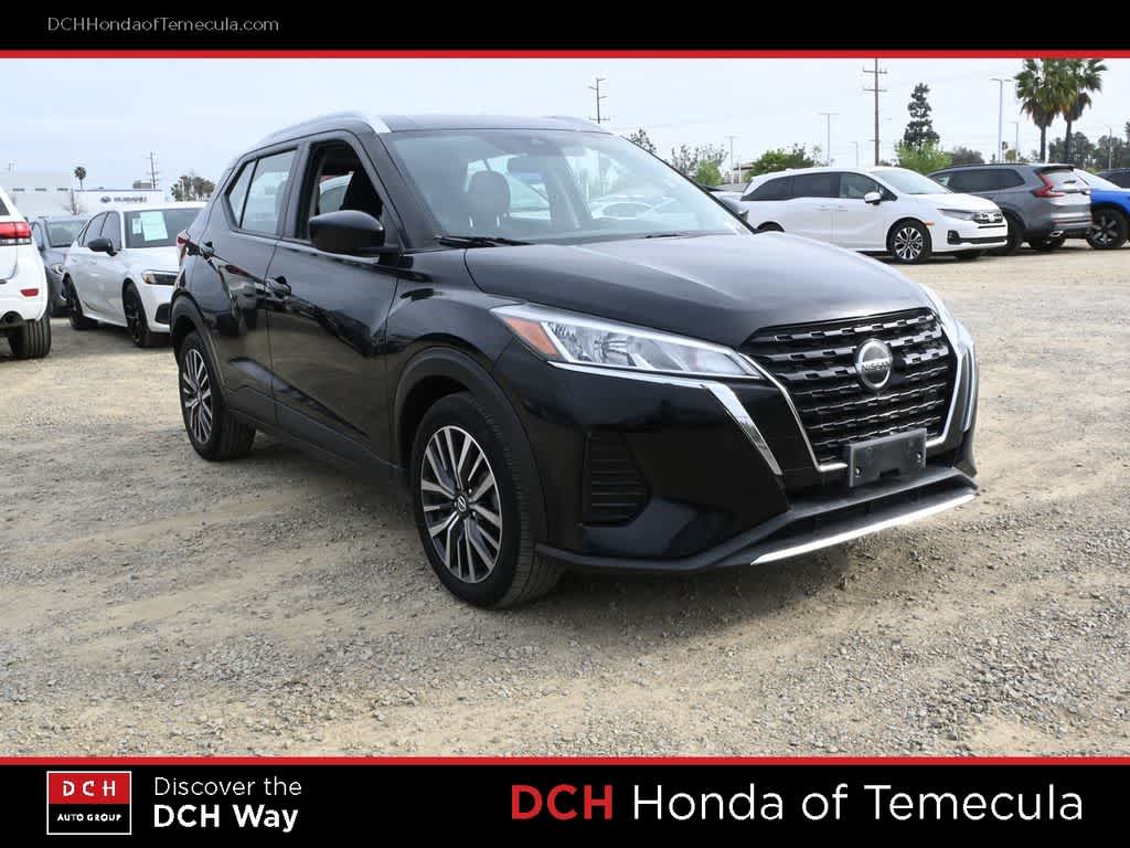 Thumbnail: 2021 Nissan Kicks - 3