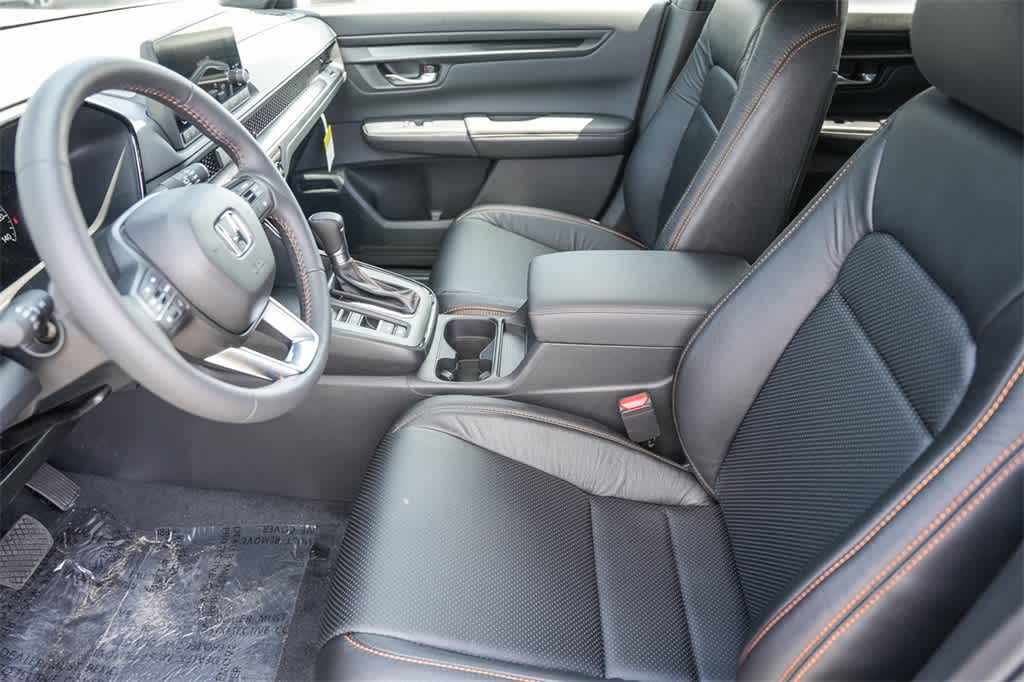 2025 Honda CR-V Sport 17