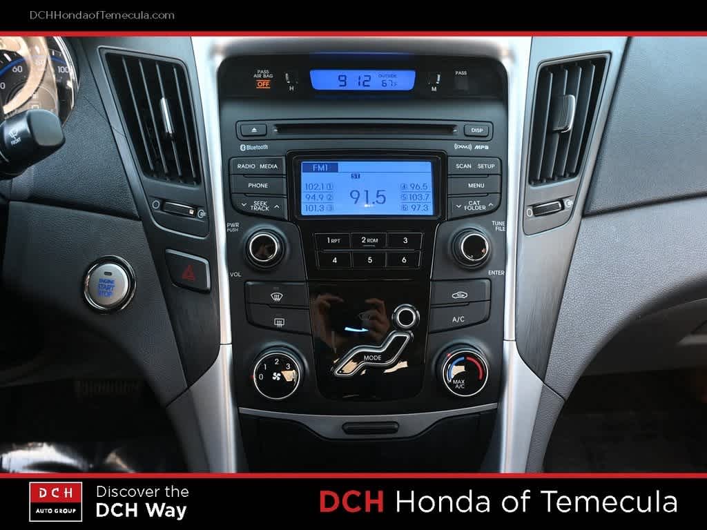 Thumbnail: 2013 Hyundai Sonata - 12