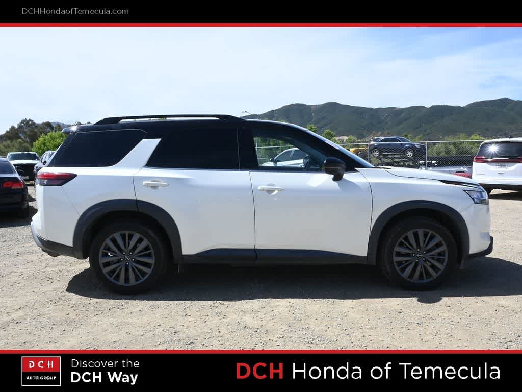 Thumbnail: 2022 Nissan Pathfinder - 5