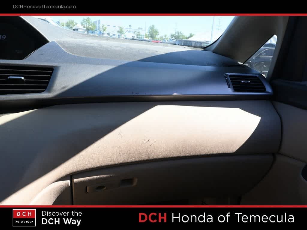 2013 Honda Odyssey  14