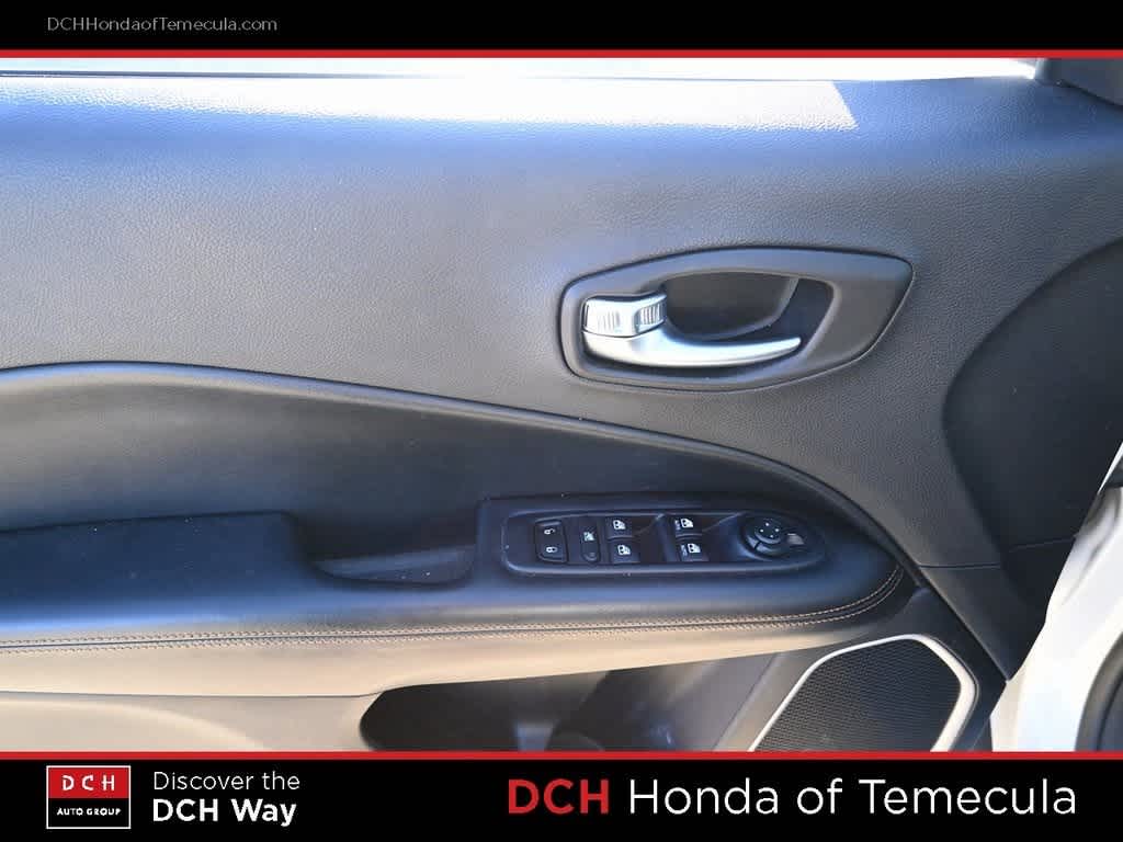 Thumbnail: 2021 Jeep Compass - 15