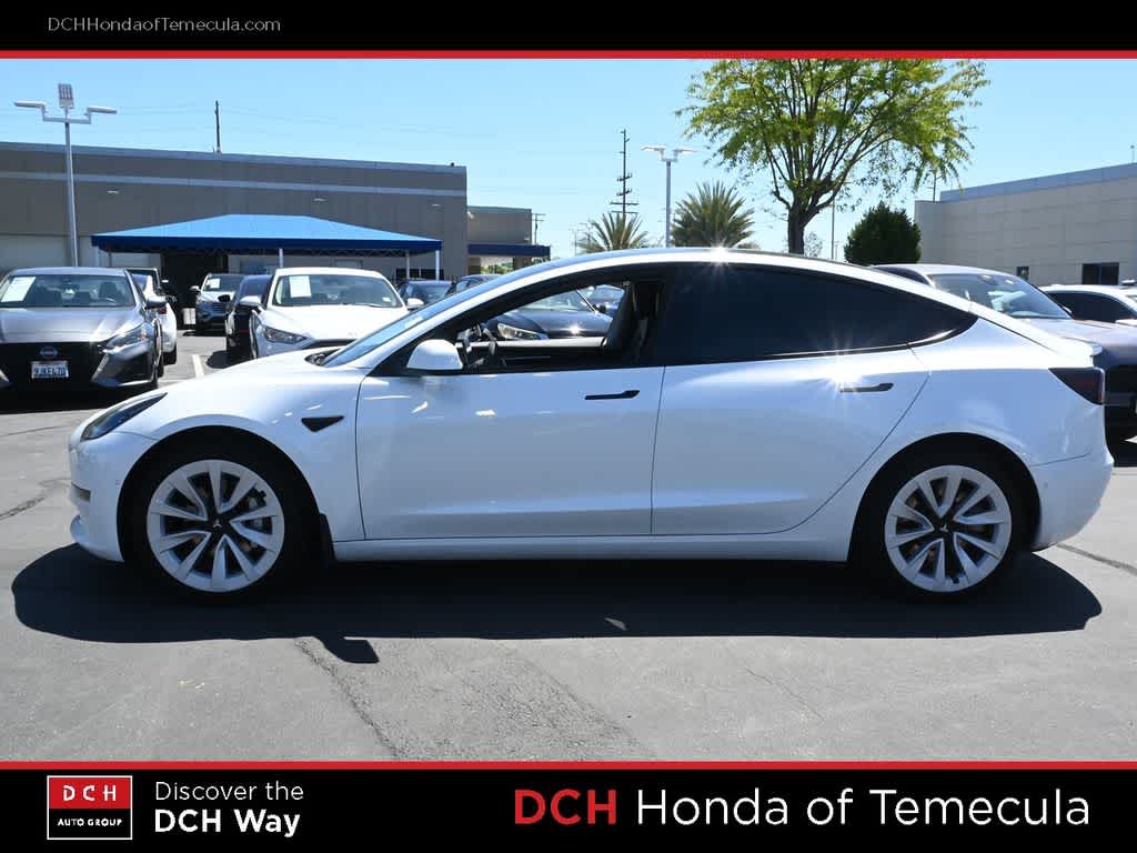 Thumbnail: 2021 Tesla Model 3 - 4