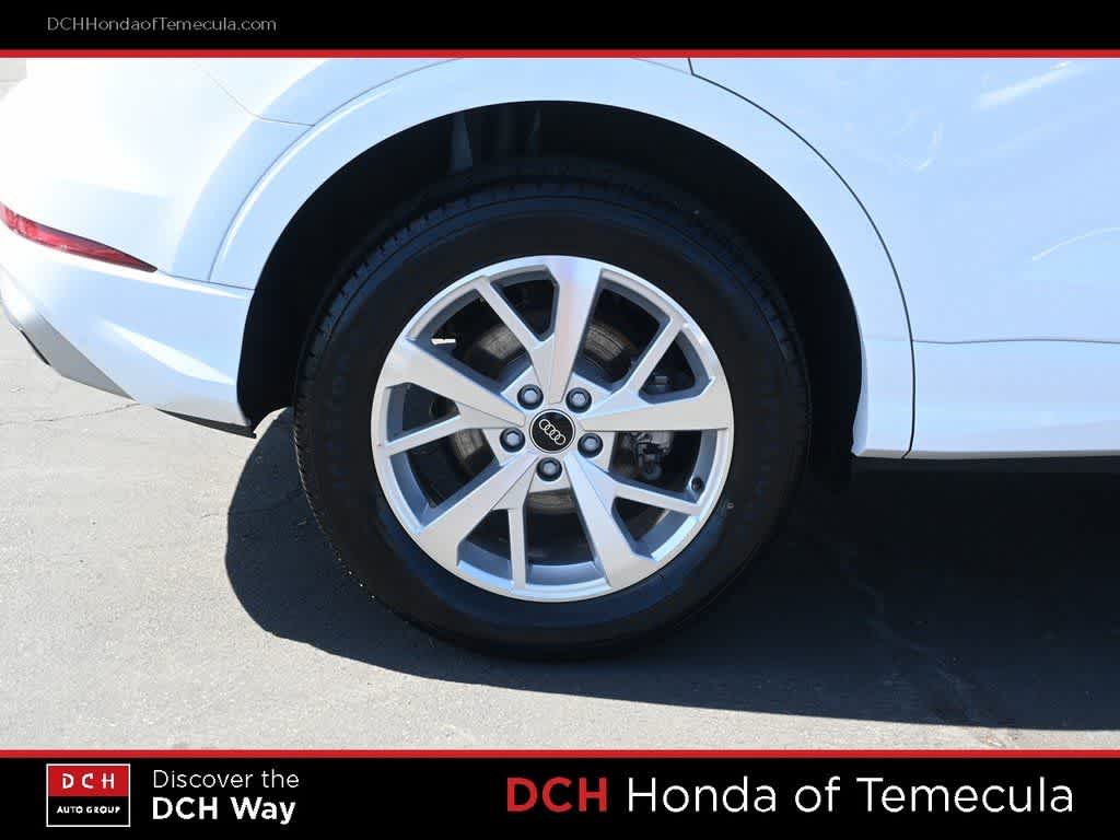 Thumbnail: 2024 Audi Q3 - 23