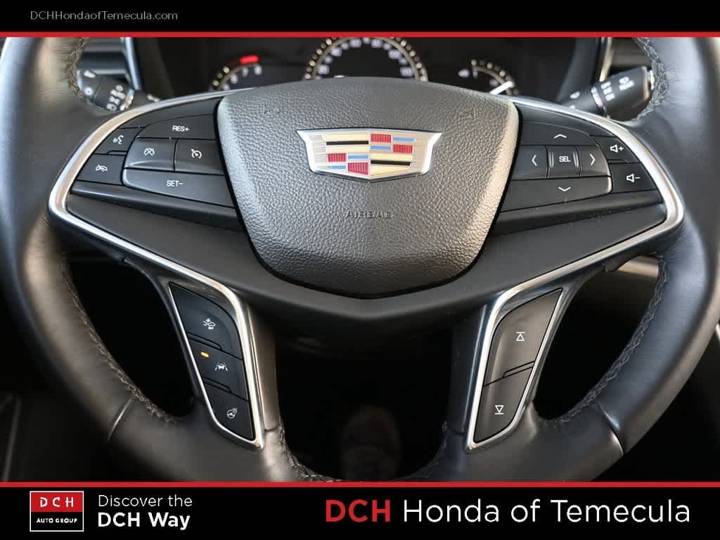 Thumbnail: 2017 Cadillac XT5 - 8