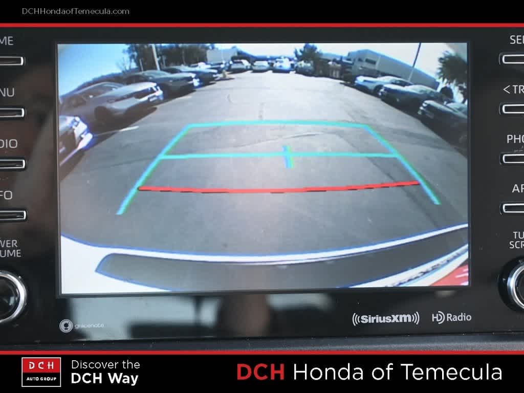 Thumbnail: 2018 Toyota Sienna - 12