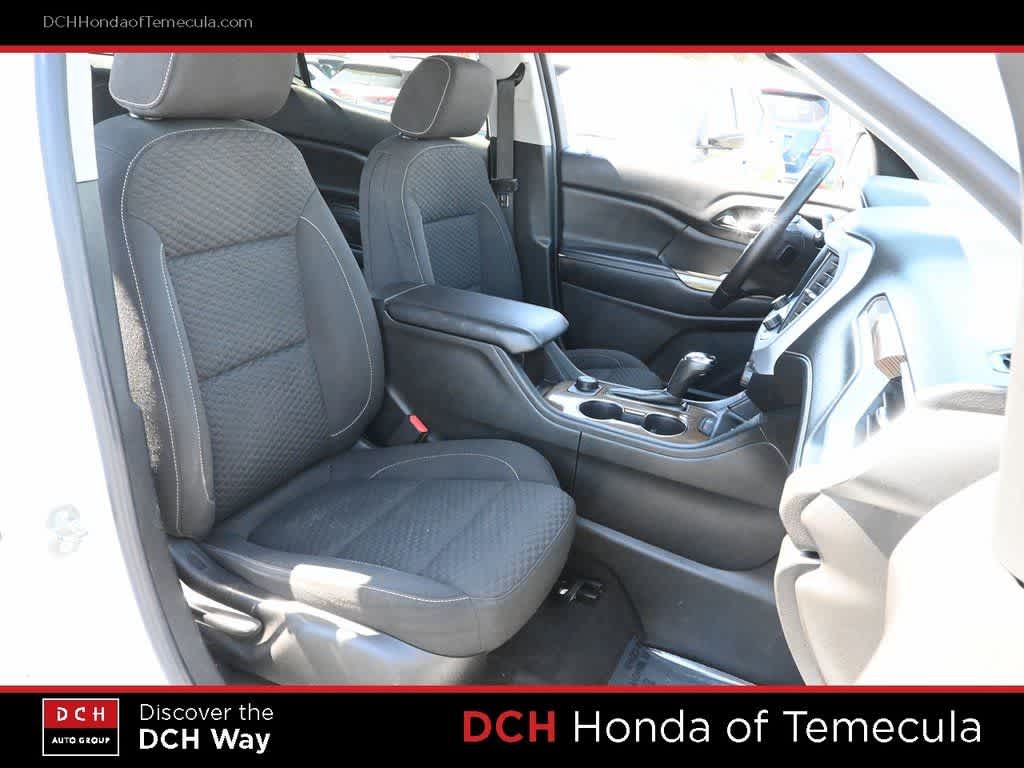 Thumbnail: 2017 GMC Acadia - 22