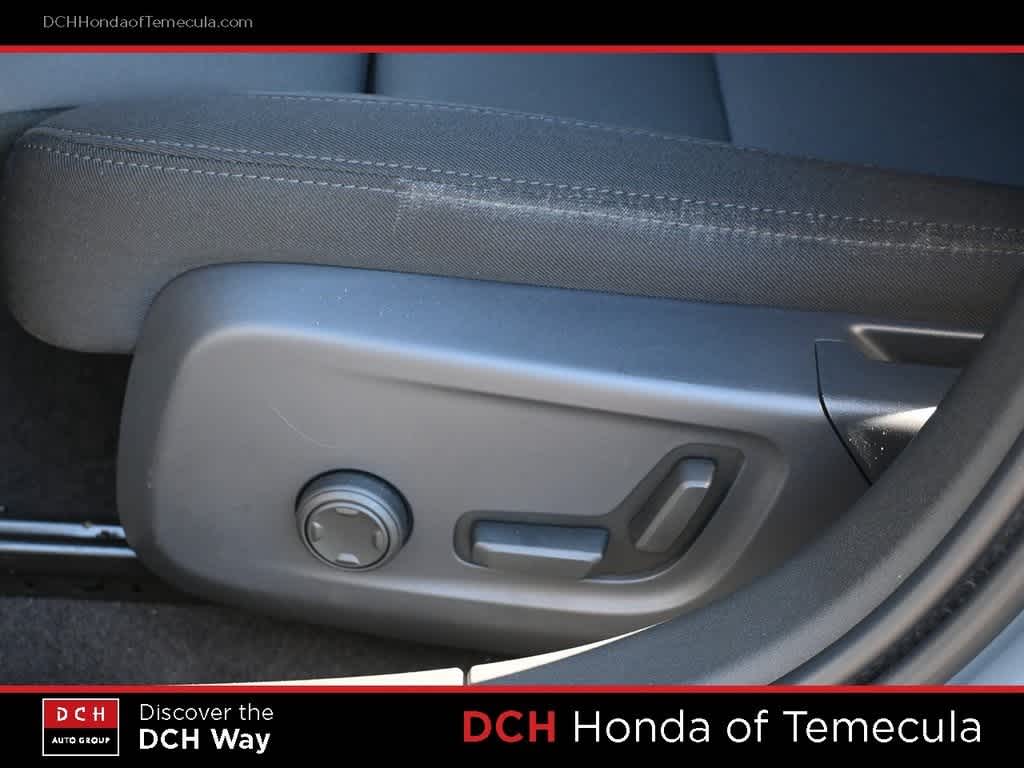 Thumbnail: 2021 Polestar 2 - 16