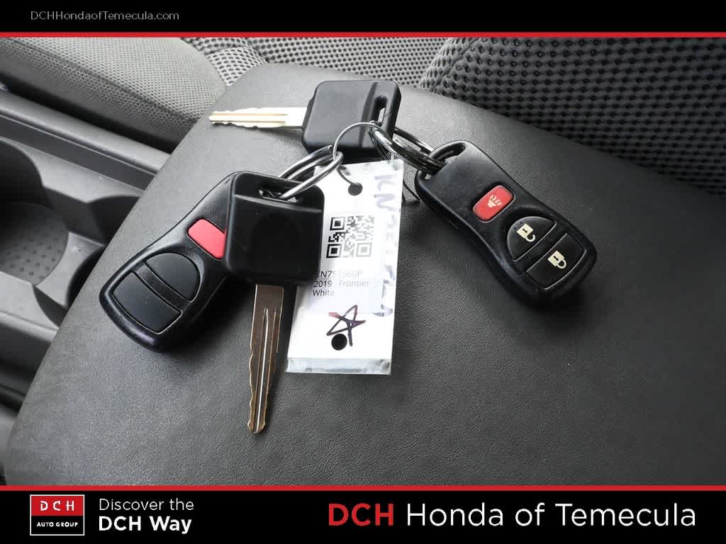 Thumbnail: 2019 Nissan Frontier - 15