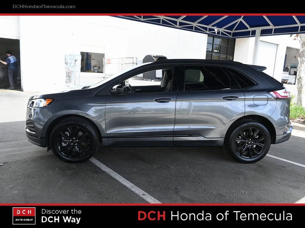 2022 Ford Edge SE photo 4