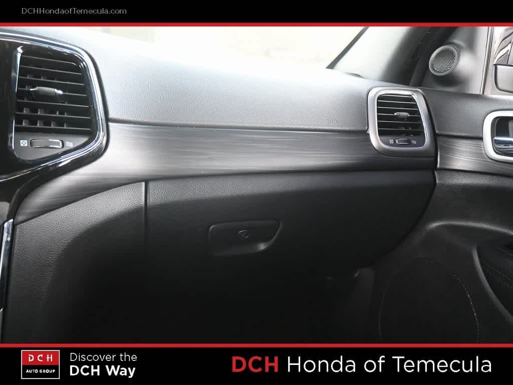 Thumbnail: 2021 Jeep Grand Cherokee - 14