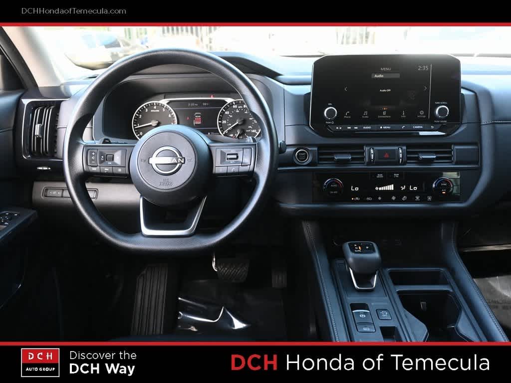 Thumbnail: 2024 Nissan Pathfinder - 7