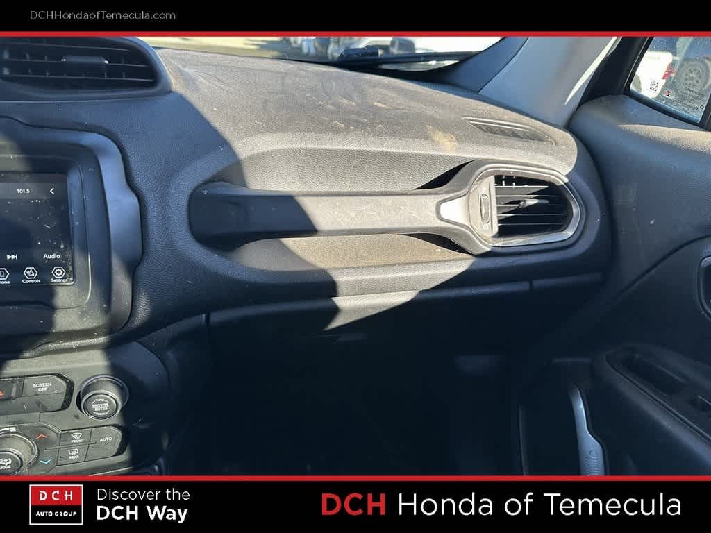 Thumbnail: 2019 Jeep Renegade - 13