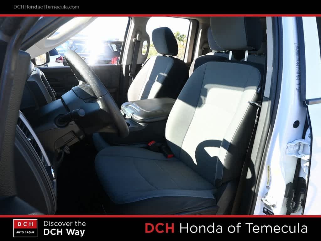 Thumbnail: 2021 RAM 1500 Classic - 16