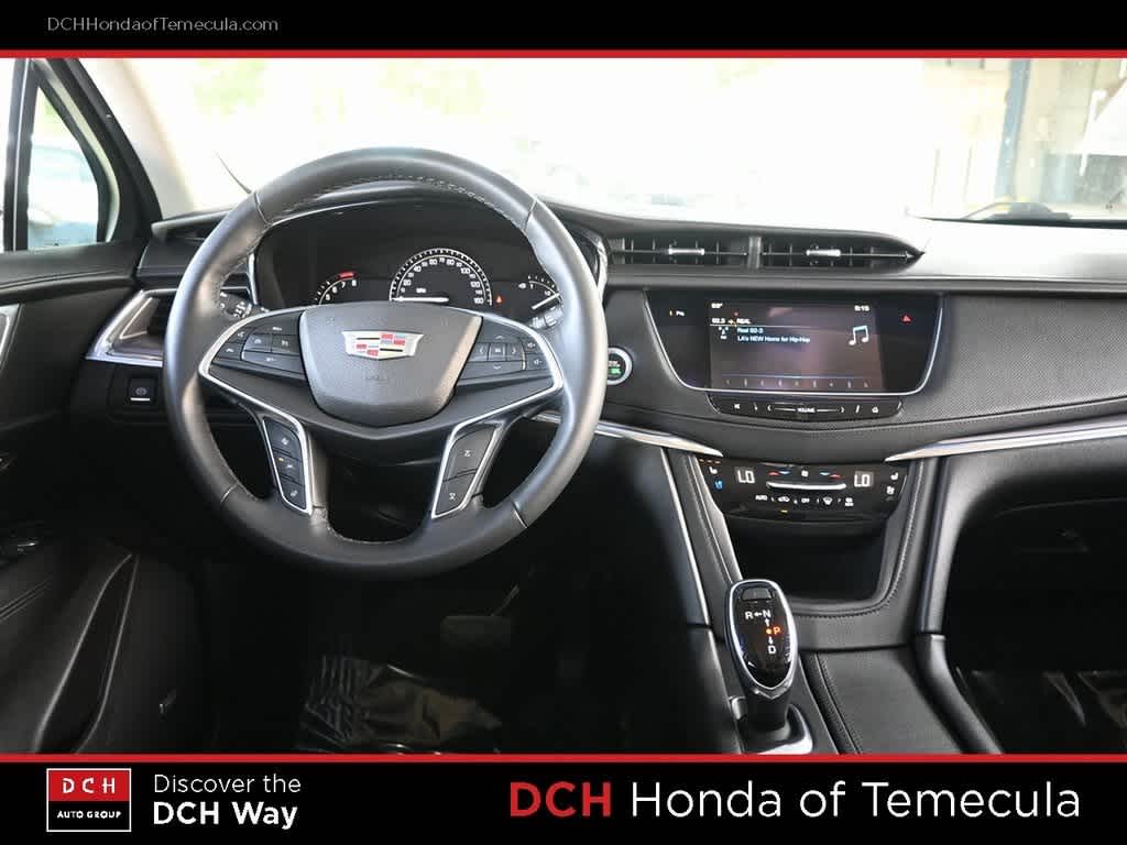 Thumbnail: 2017 Cadillac XT5 - 7