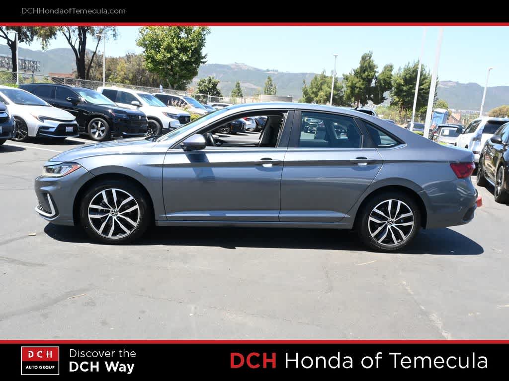 Thumbnail: 2025 Volkswagen Jetta - 3