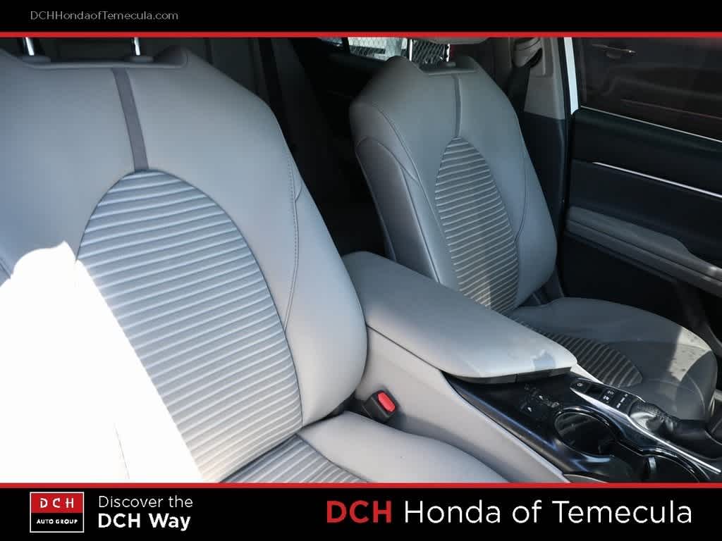 Thumbnail: 2019 Toyota Camry - 19