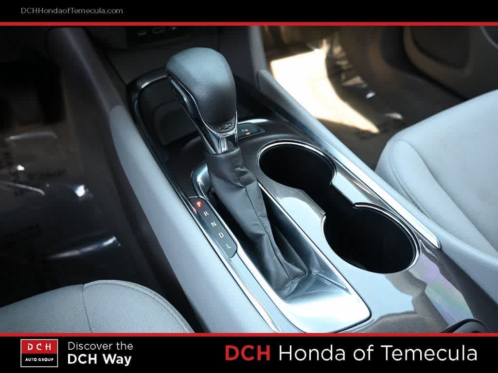 Thumbnail: 2022 Chevrolet Malibu - 11