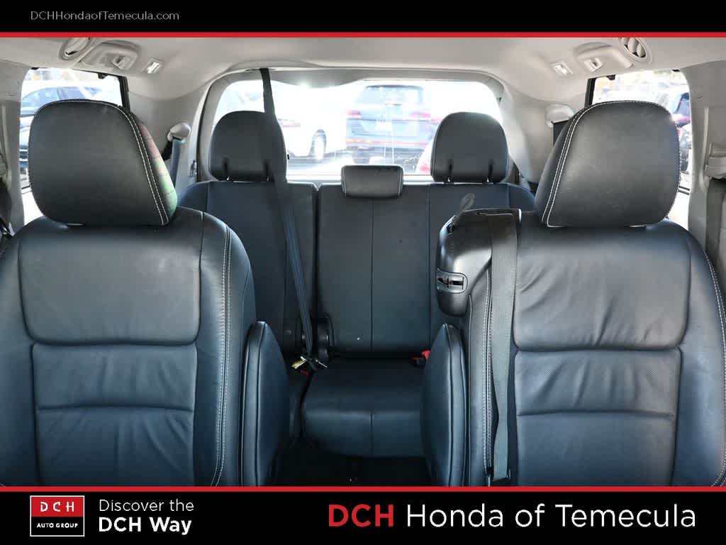 Thumbnail: 2016 Toyota Sienna - 20