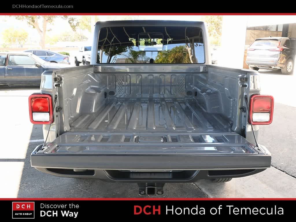 Thumbnail: 2022 Jeep Gladiator - 22