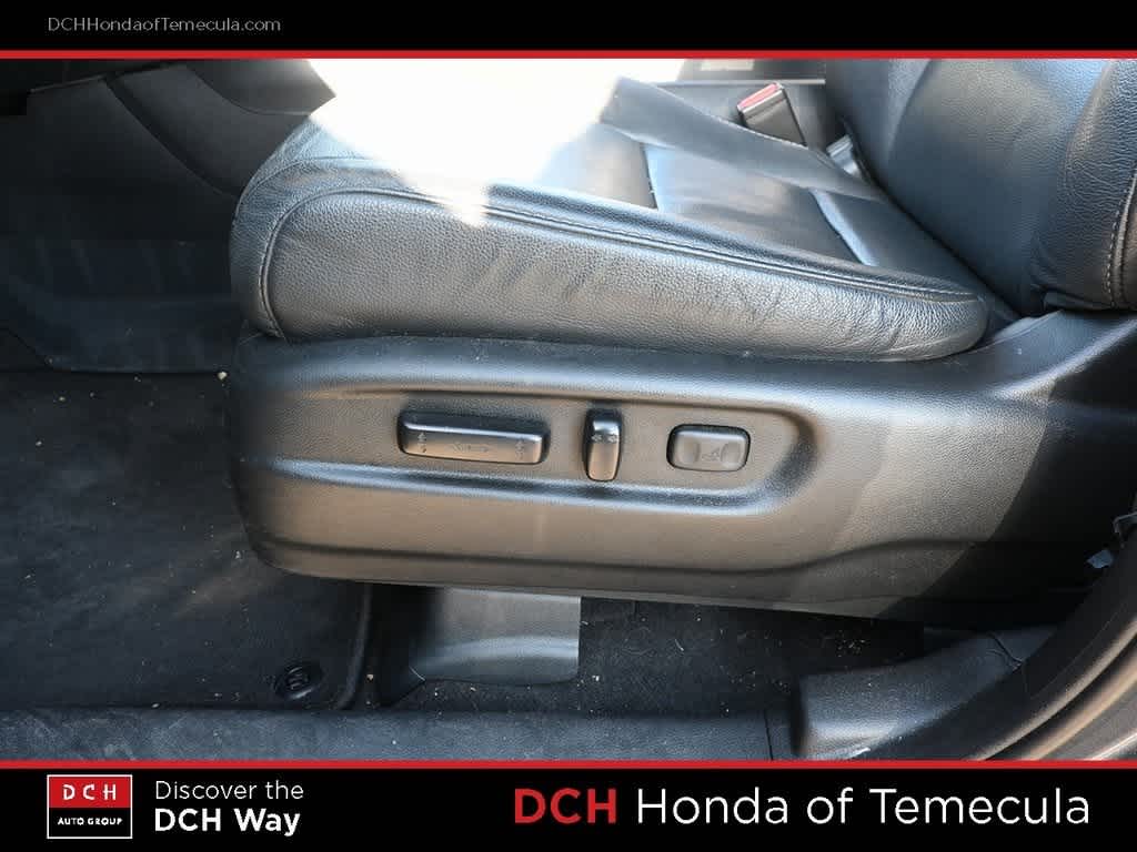 Thumbnail: 2022 Honda Pilot - 16