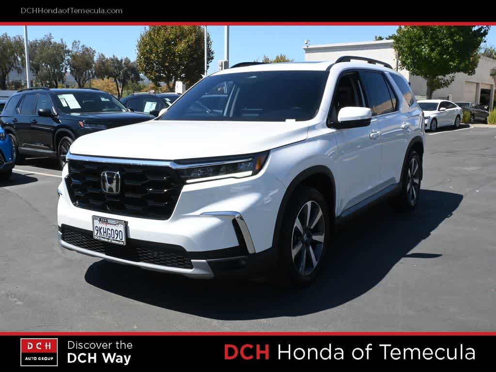 2024 Honda Pilot Touring — photo 1 of 24