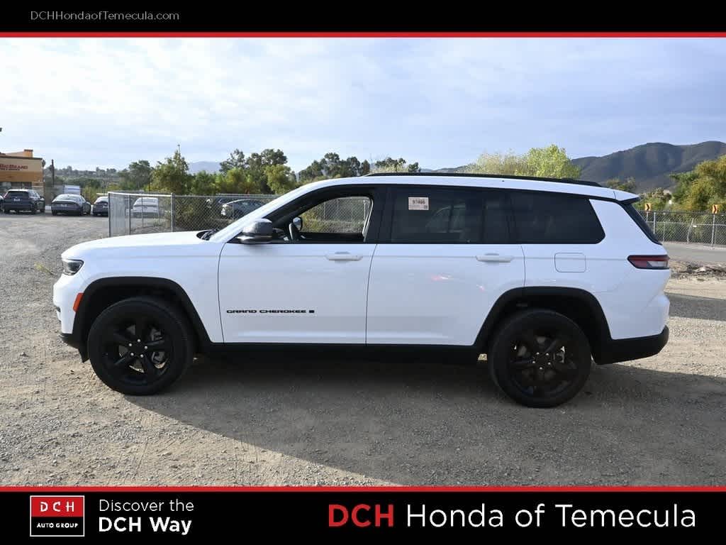 Thumbnail: 2023 Jeep Grand Cherokee L - 4