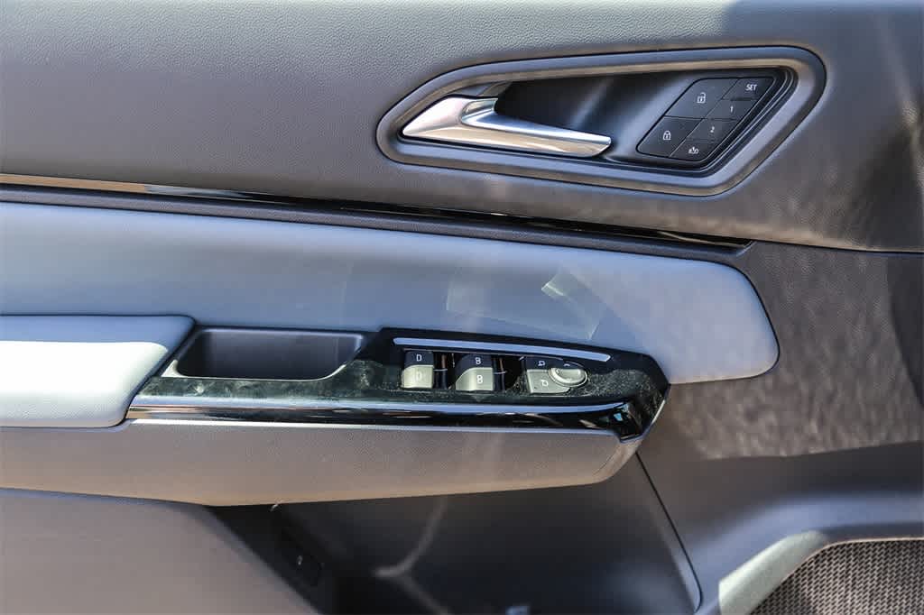 Thumbnail: 2025 Honda Prologue - 23