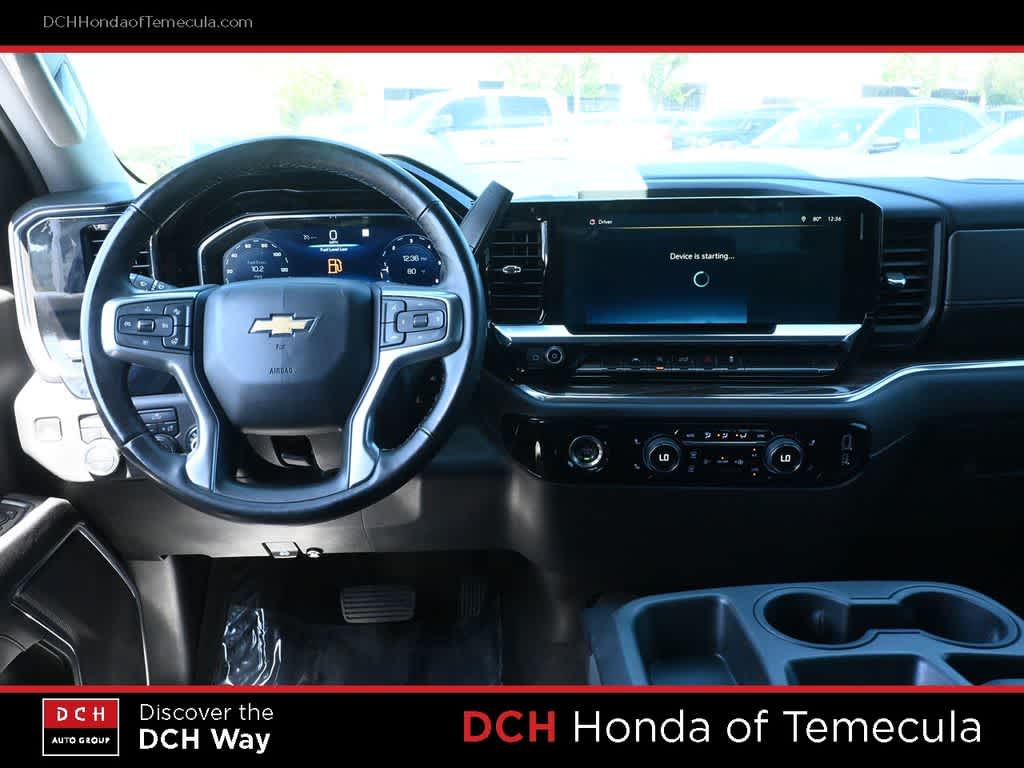 Thumbnail: 2023 Chevrolet Silverado 1500 - 8