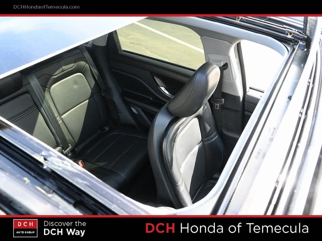 Thumbnail: 2021 Lincoln Corsair - 23