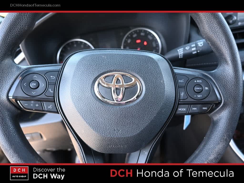 Thumbnail: 2020 Toyota RAV4 - 9