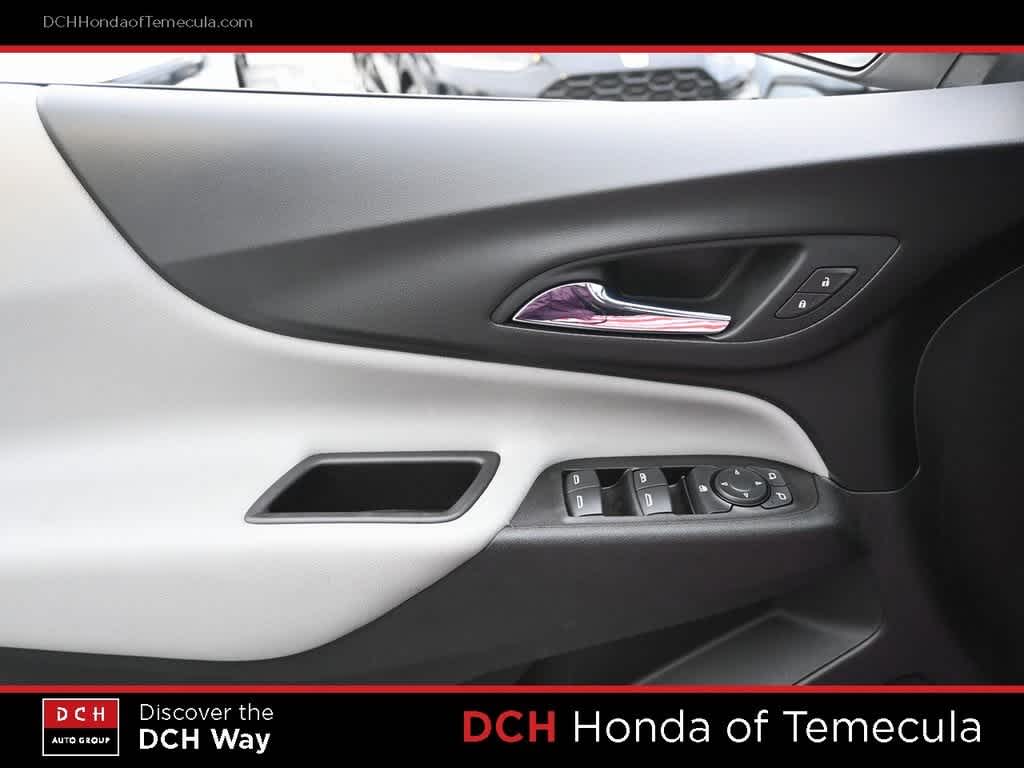 Thumbnail: 2022 Chevrolet Equinox - 16