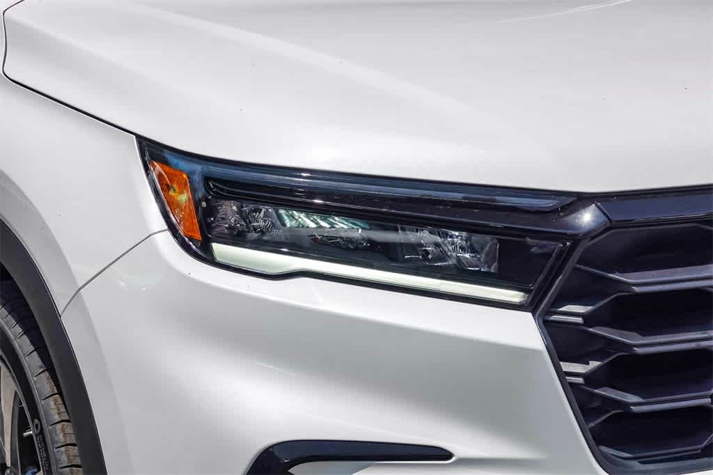 Thumbnail: 2025 Honda Pilot - 8