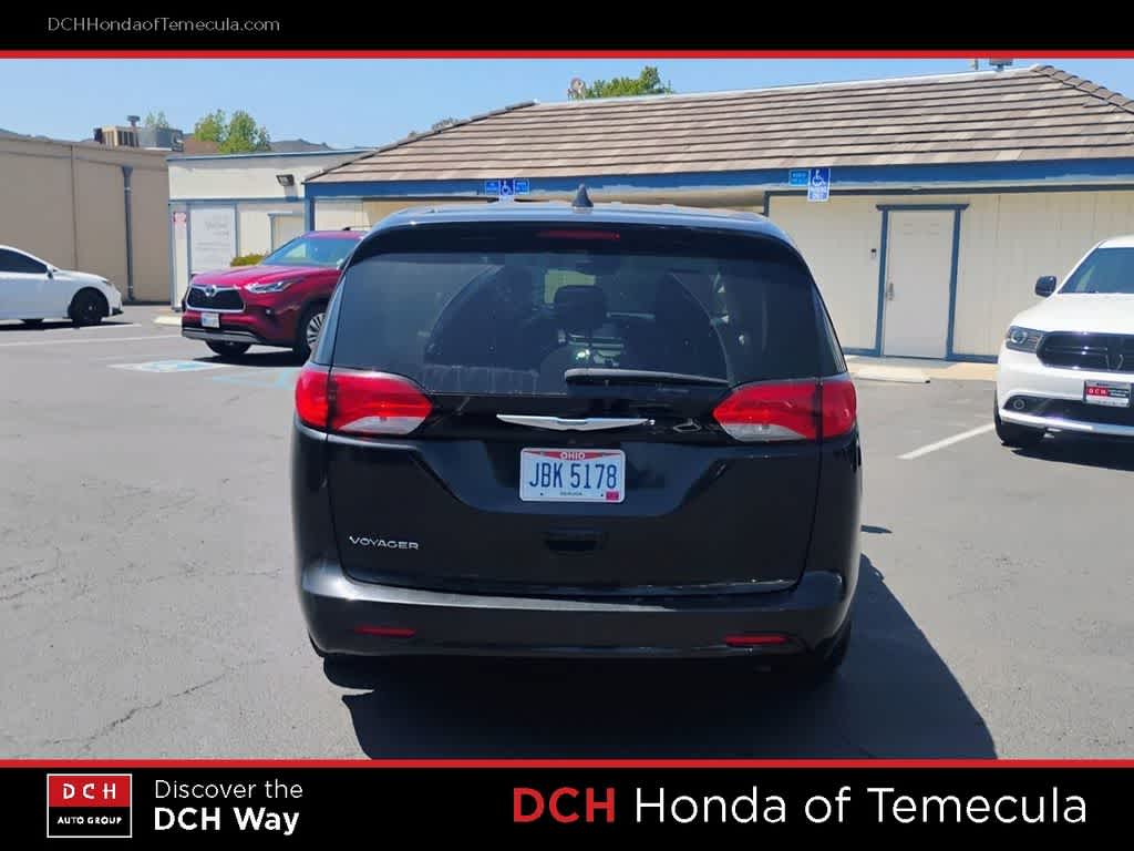 Thumbnail: 2023 Chrysler Voyager - 6